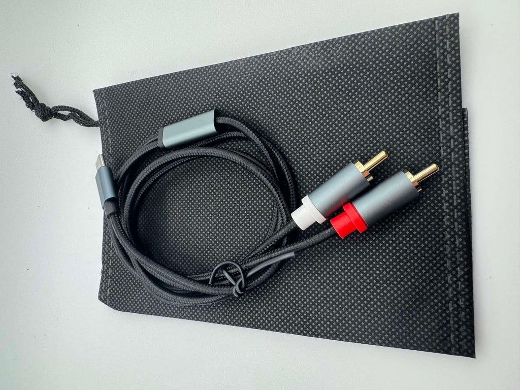USB-C – 2 RCA Audio/Video Kábel