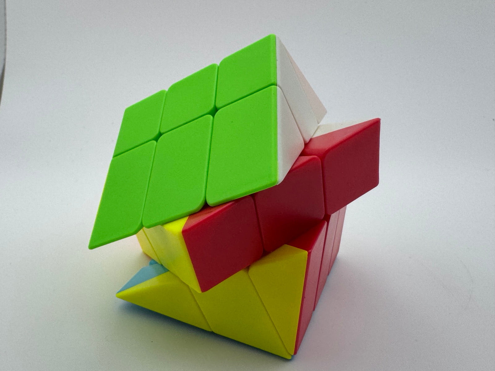 Mirror Cube Logikai Kirakó – Alakváltó Rubik Kocka