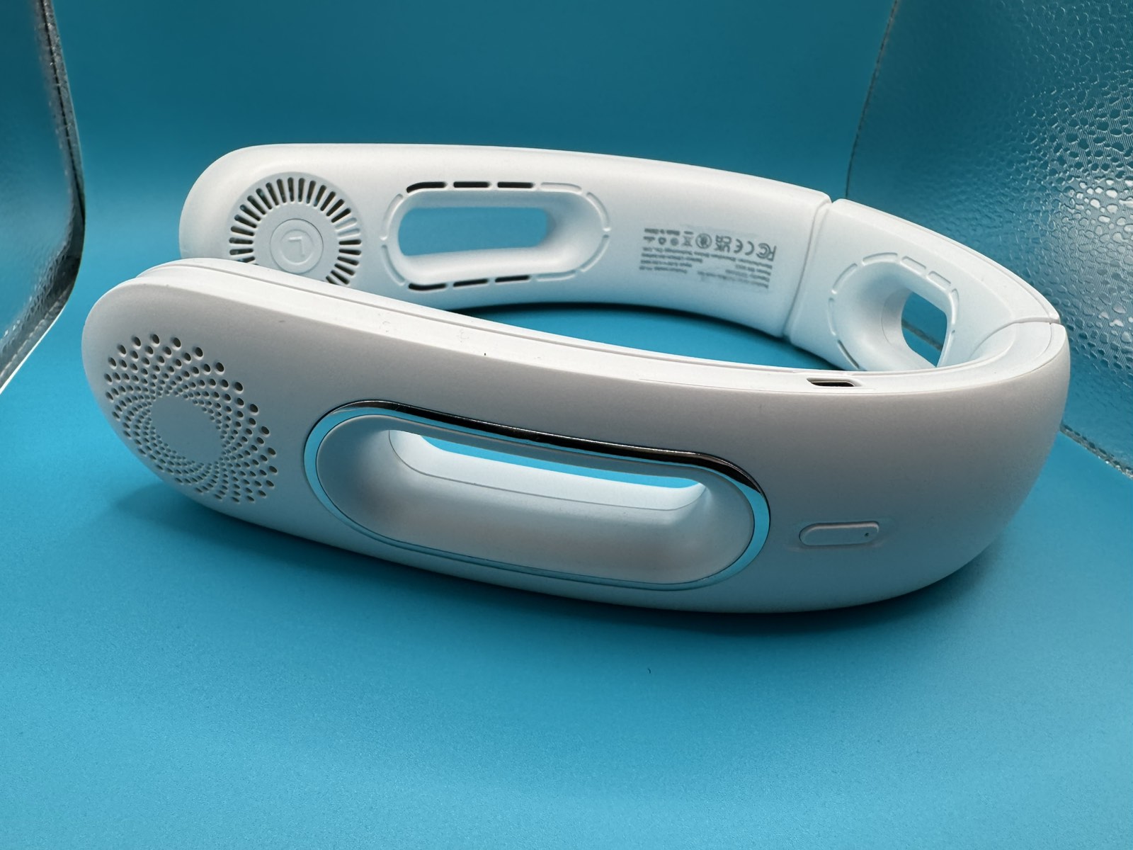 USB újratölthető nyakventilátor – Lapát nélküli hordozható hűtőventilátor